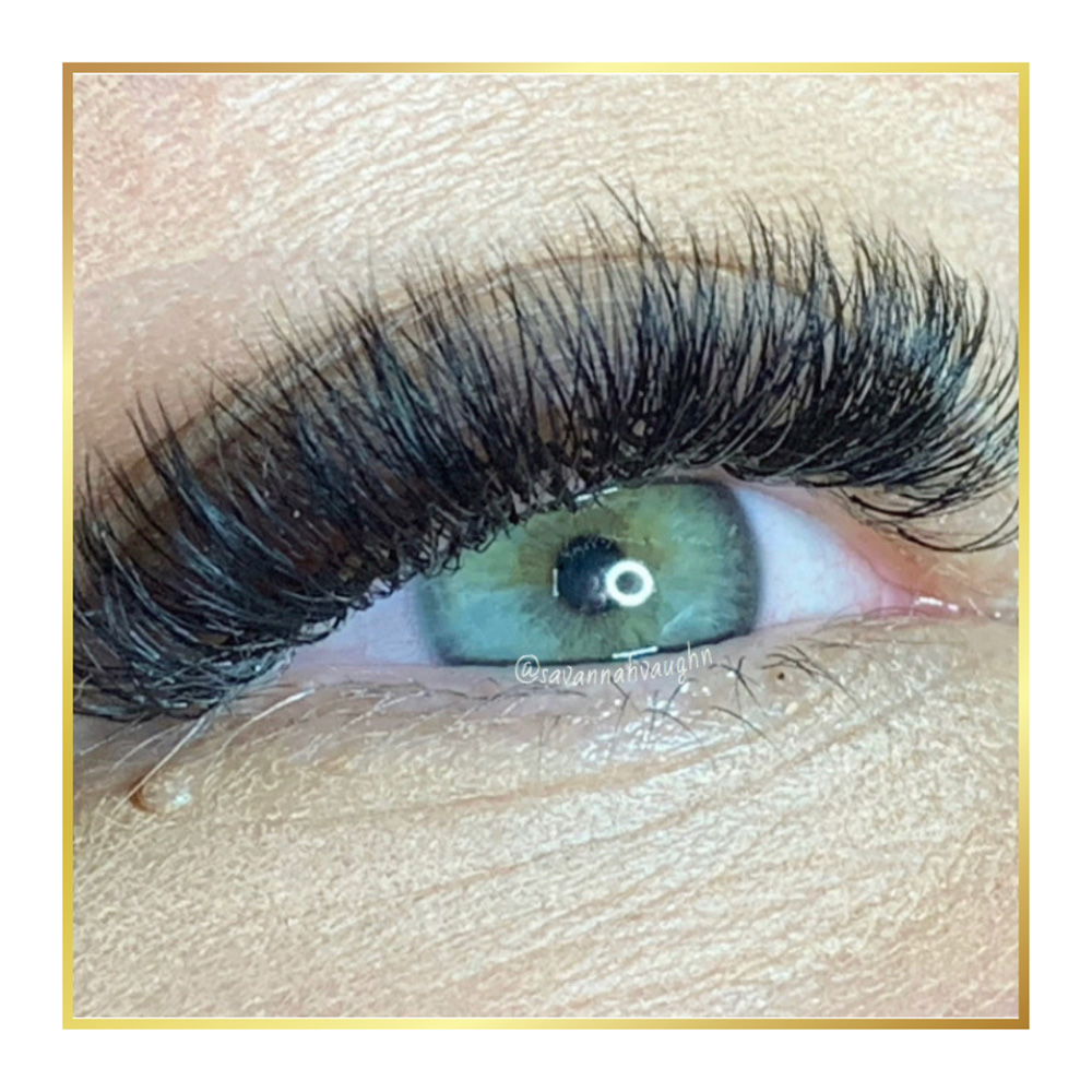 close up full lash extensions